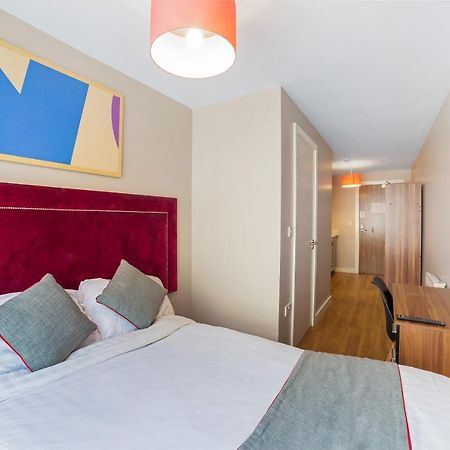 Oyo Vincent Apartments Liverpool Esterno foto