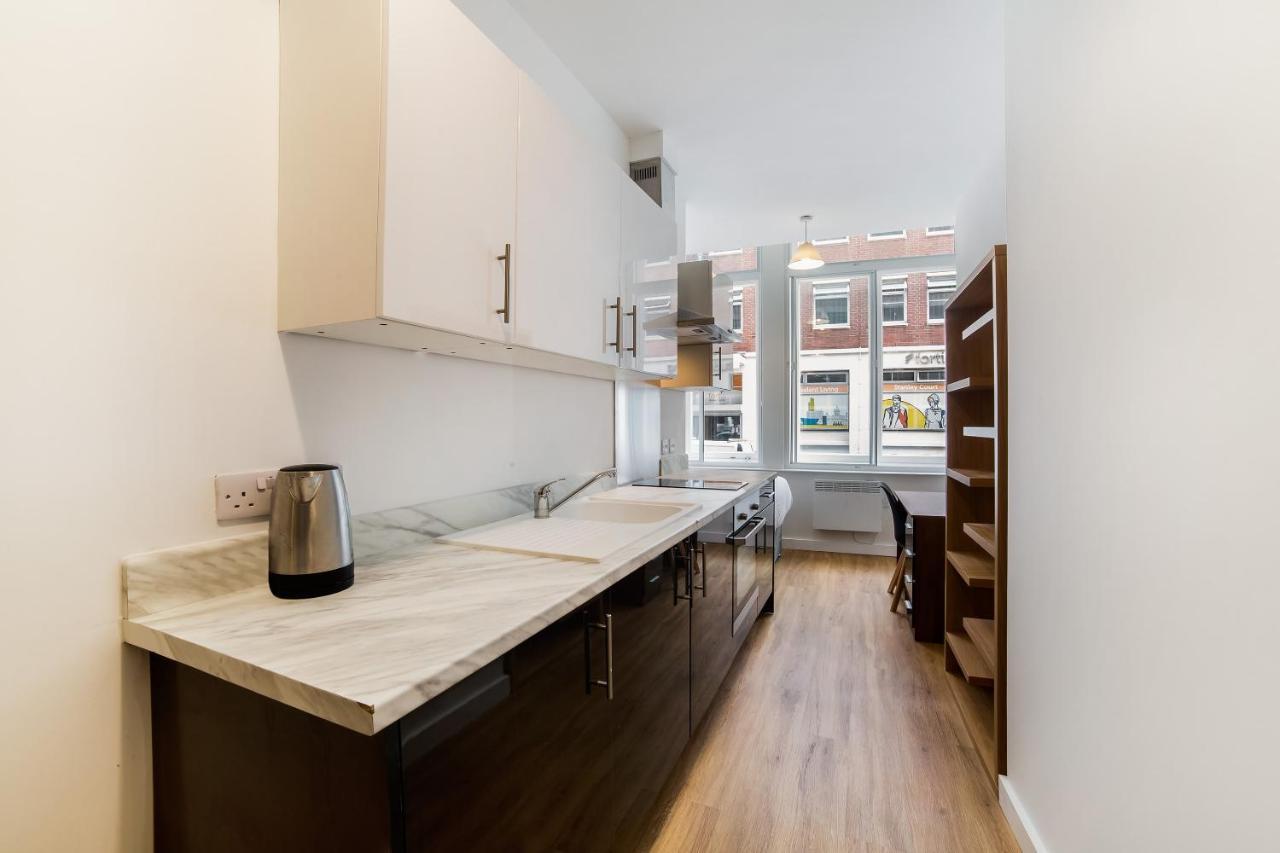 Oyo Vincent Apartments Liverpool Esterno foto