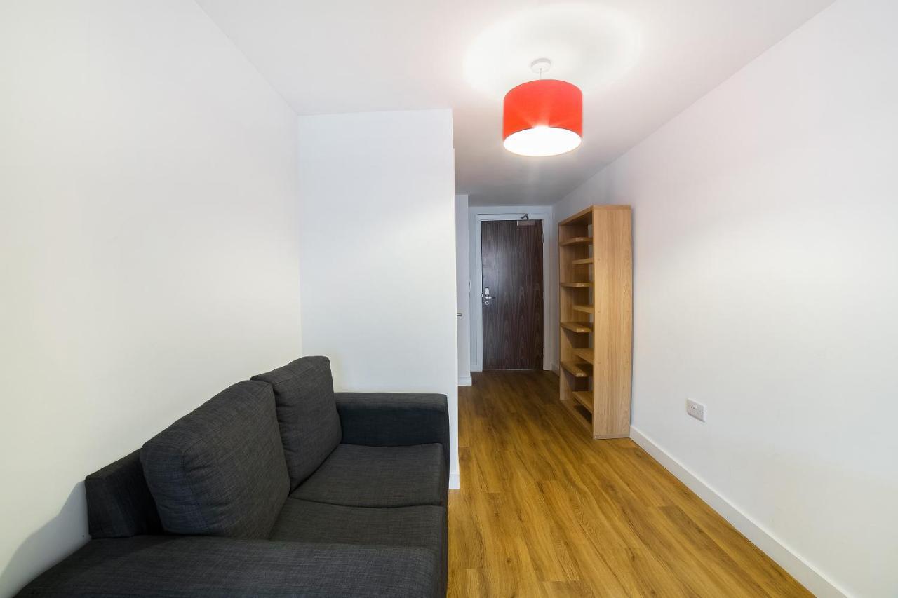 Oyo Vincent Apartments Liverpool Esterno foto